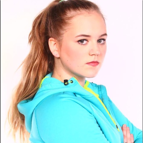 Meet your Posher, Pamela - Picture 5 of 8